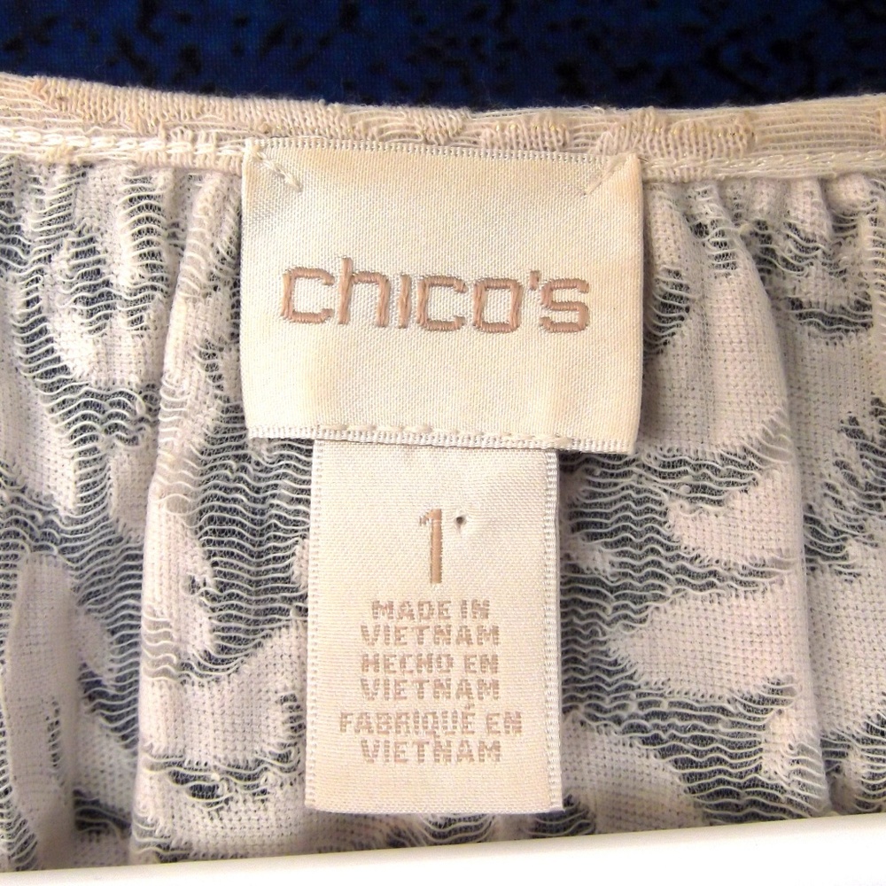 Chico's Cream Gold Metallic Lace Top Size 1 (M/8) - Picture 7 of 8